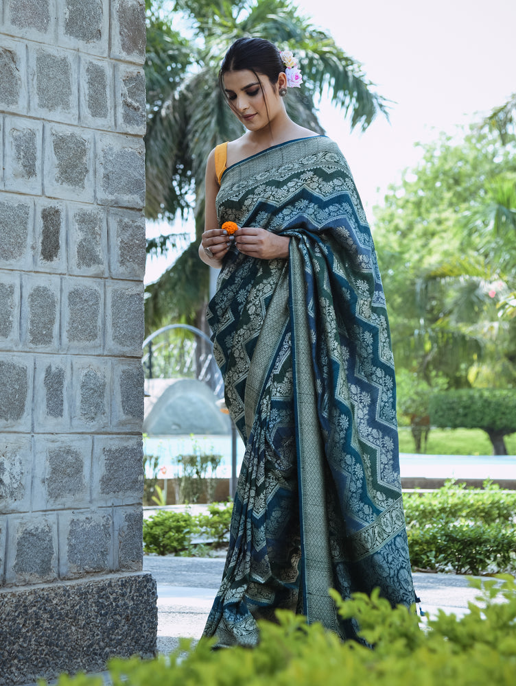 Moonga Tussar Splendor Saree